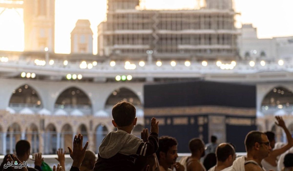 3 Star 14 Nights July Umrah Package