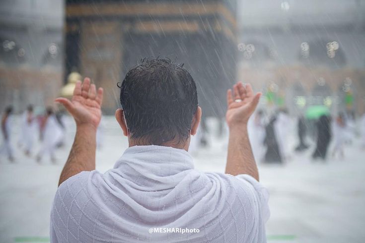 5 Star 14 Nights July Umrah Package