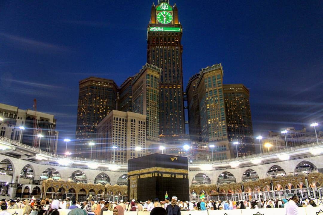 3 Star 10 Nights April Umrah Package